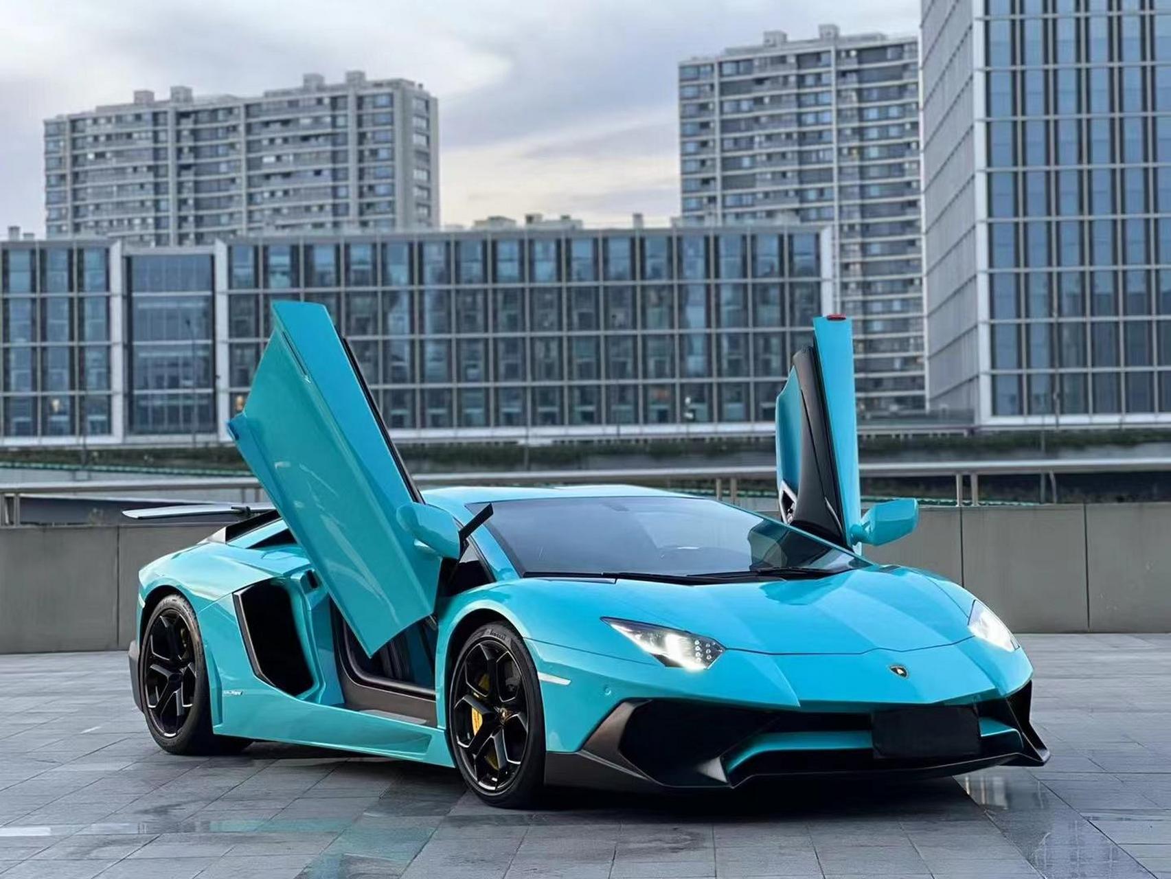 兰博基尼 埃文塔多 lp700-4.