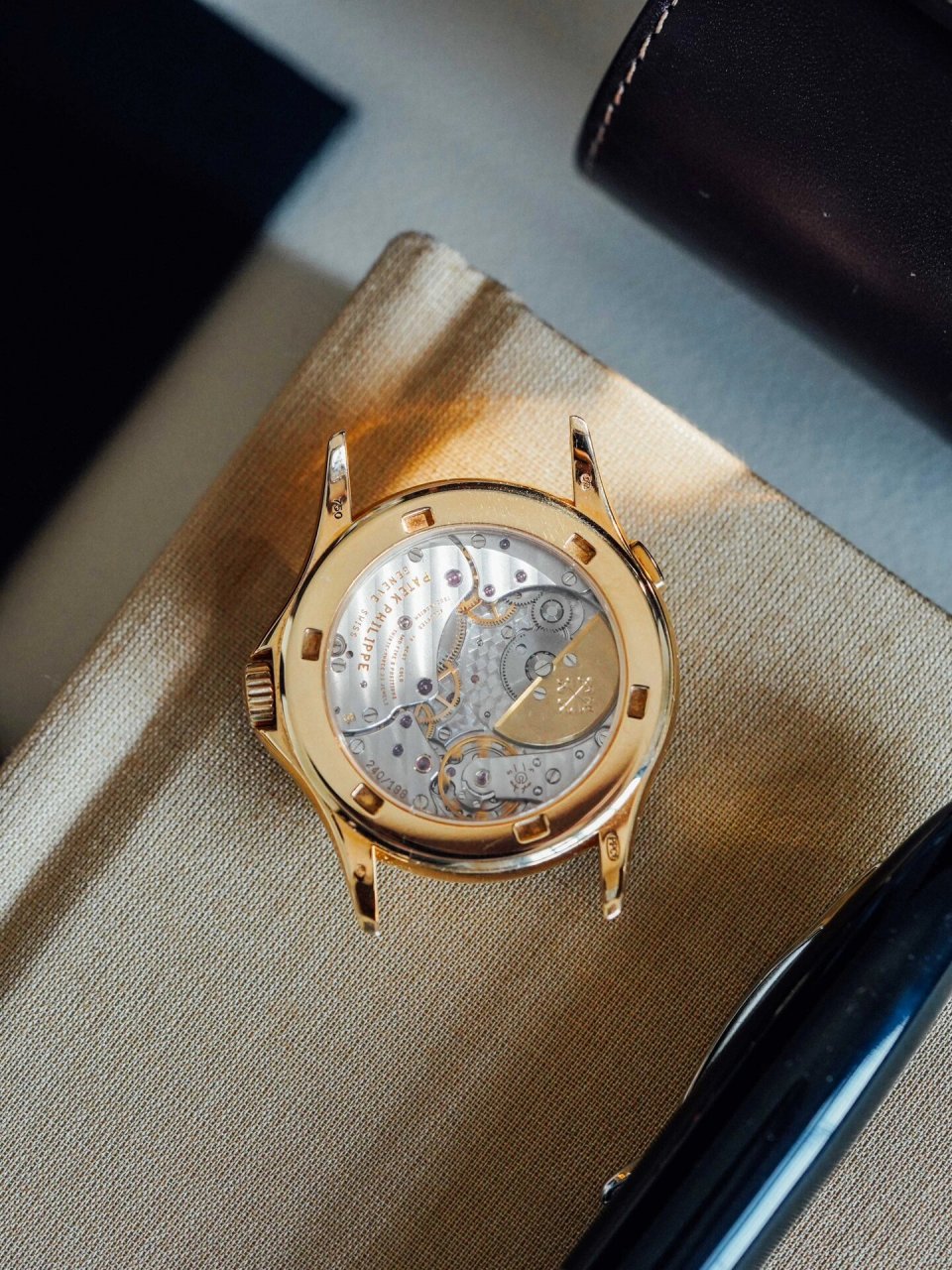 百达翡丽 5110j 这个尺寸的金表才有老钱味 1935年,独立制表师 louis