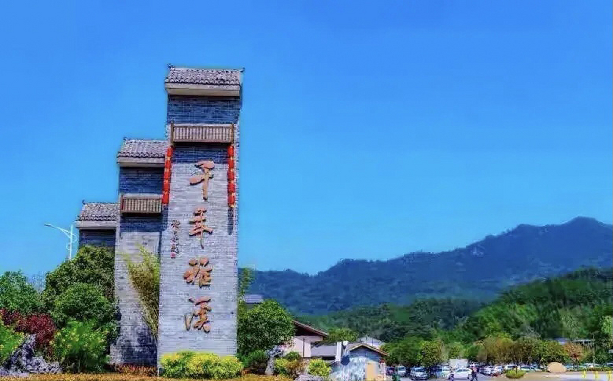 赣南宝藏旅行地 雅溪古村 有"江西南大门"之称 是一个始建于明朝时期