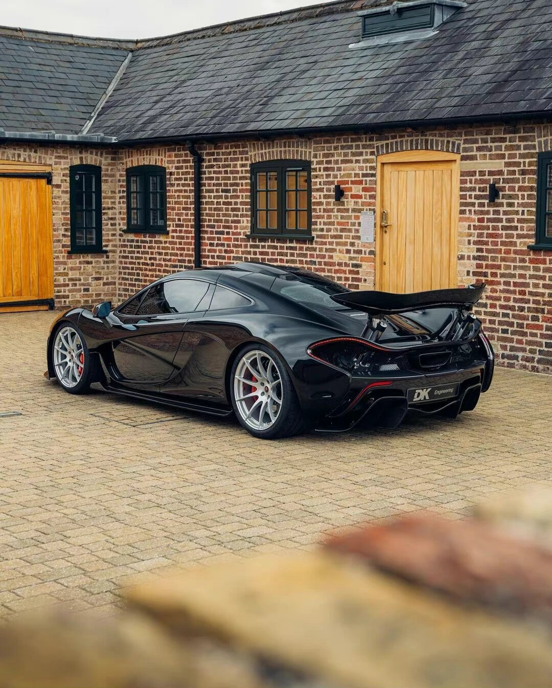 迈凯伦 p1 "黑武士" mclaren p1