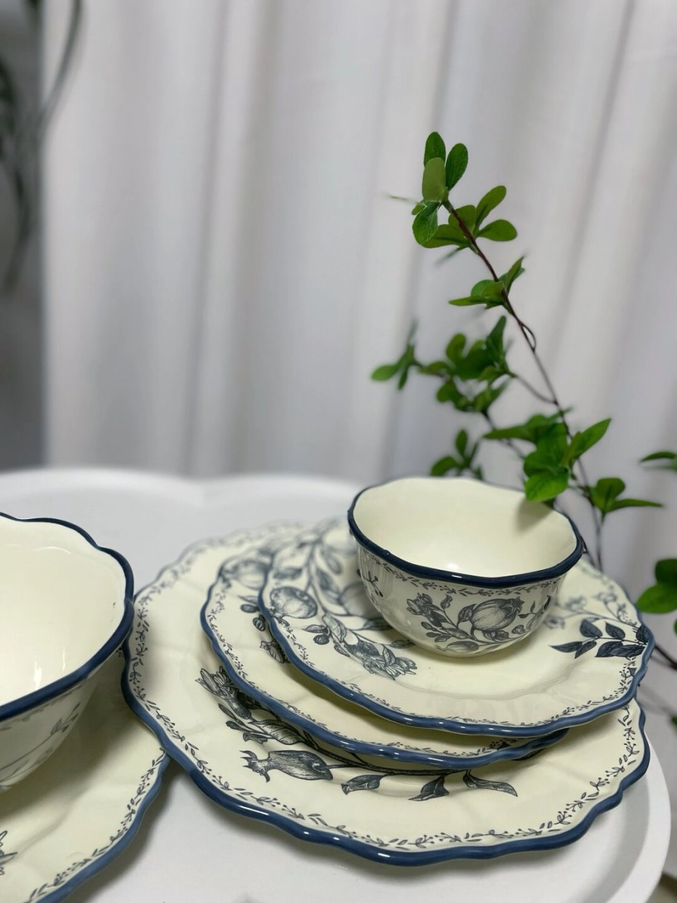 最近爱上中古风~安排了一套(非凡生活)餐具93 美好的一天是从拿碗