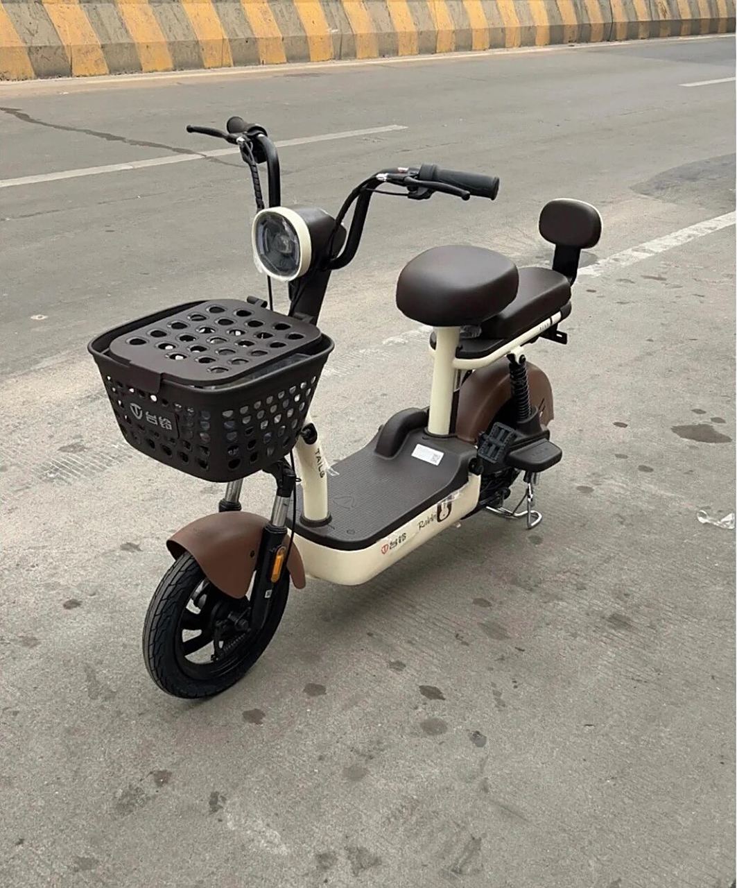 台铃小白兔92乖巧可爱06