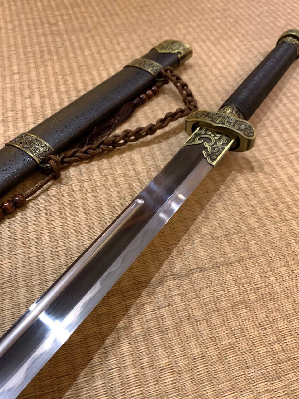 黑金古刀   夹钢结构 黑金古刀 夹钢结构  刀身发黑处理   性能超强