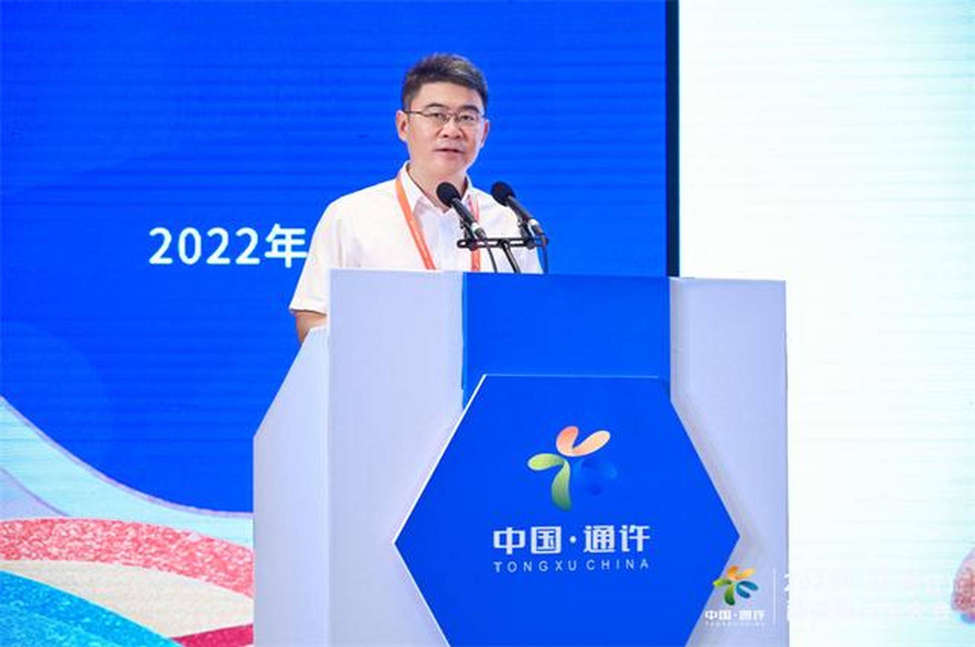 通许县委副书记,县长憨振强表示,通许县酸辣粉产业发展的支持政策