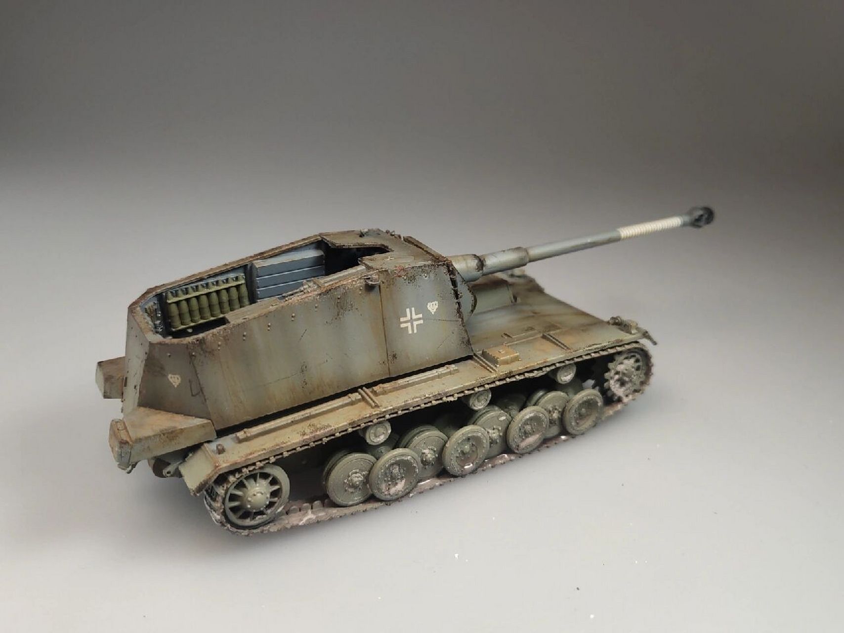 二战德国重型坦克双合集      德国后期狮式坦克和128毫米歼击车,虽然