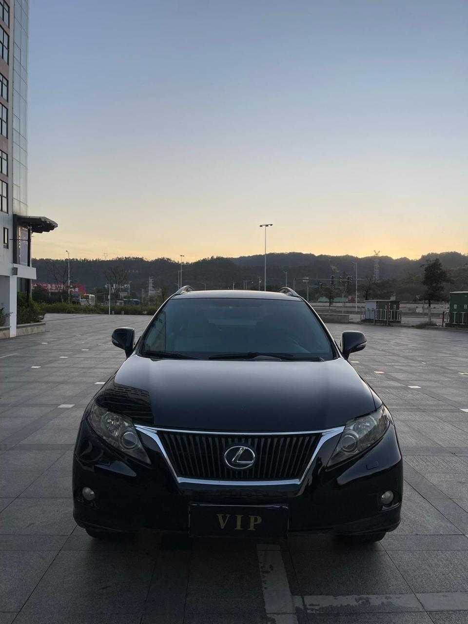 11年雷克萨斯rx270.