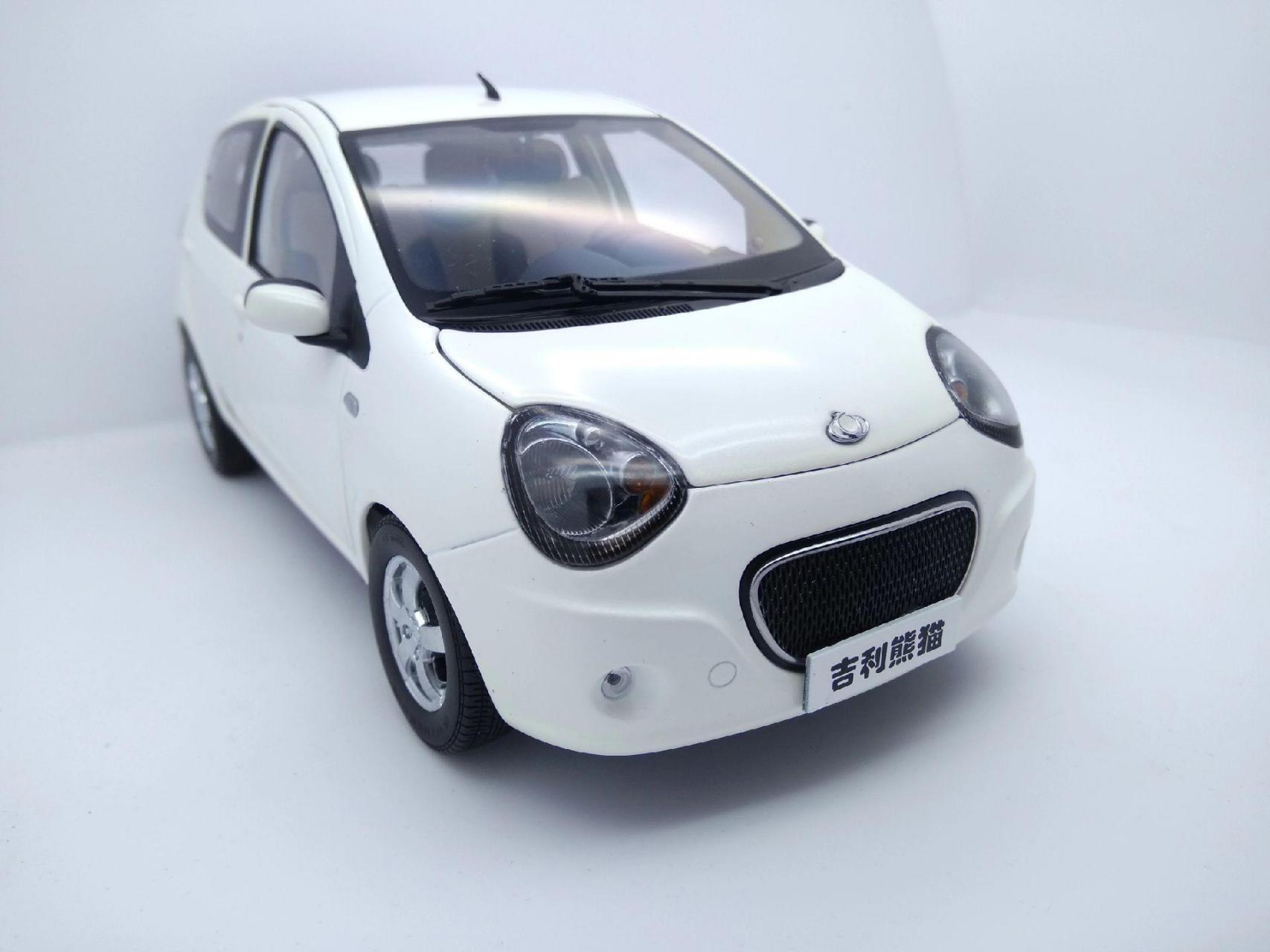 吉利 熊猫 1/18 男人的玩具
