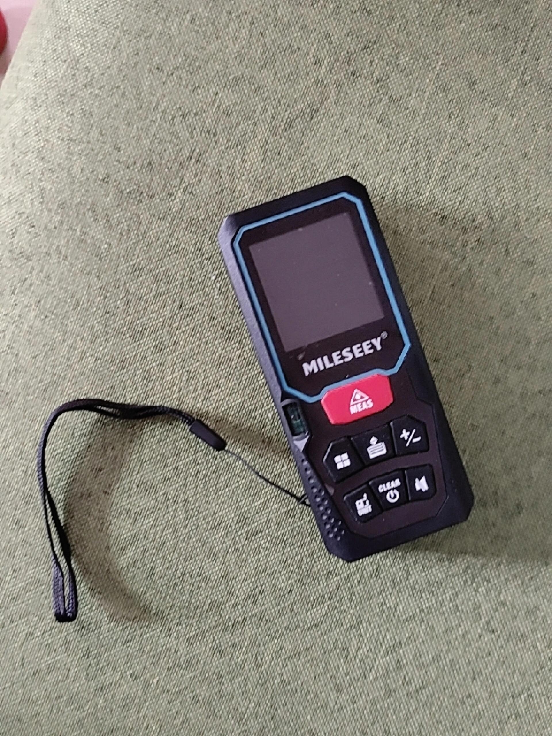 出电子尺,电池版,用过一两次,有意者私聊