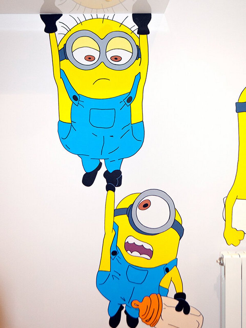 儿童房手绘小黄人墙绘 画师纯手绘壁画 承接全国范围内手绘壁画业务!