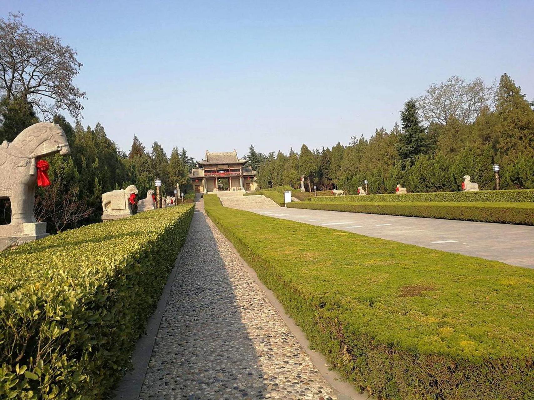 周末去哪儿玩山西 运城舜帝陵欢迎您舜帝陵是集历史,文化,美学,园林等