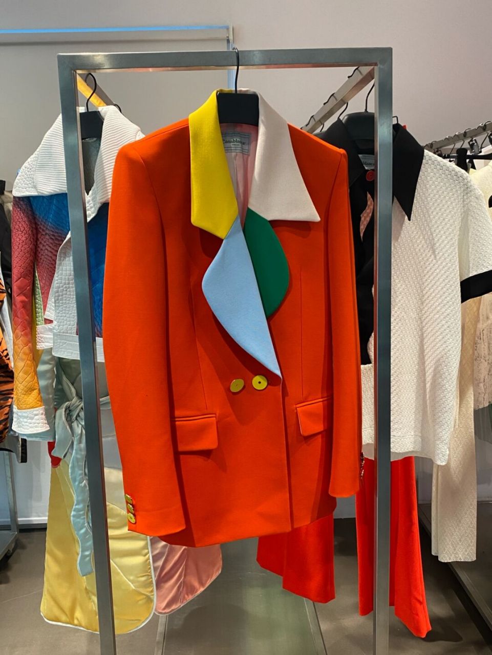 前几天去了karla otto 的2022春夏新品预览,作为时尚媒体当然要去看看