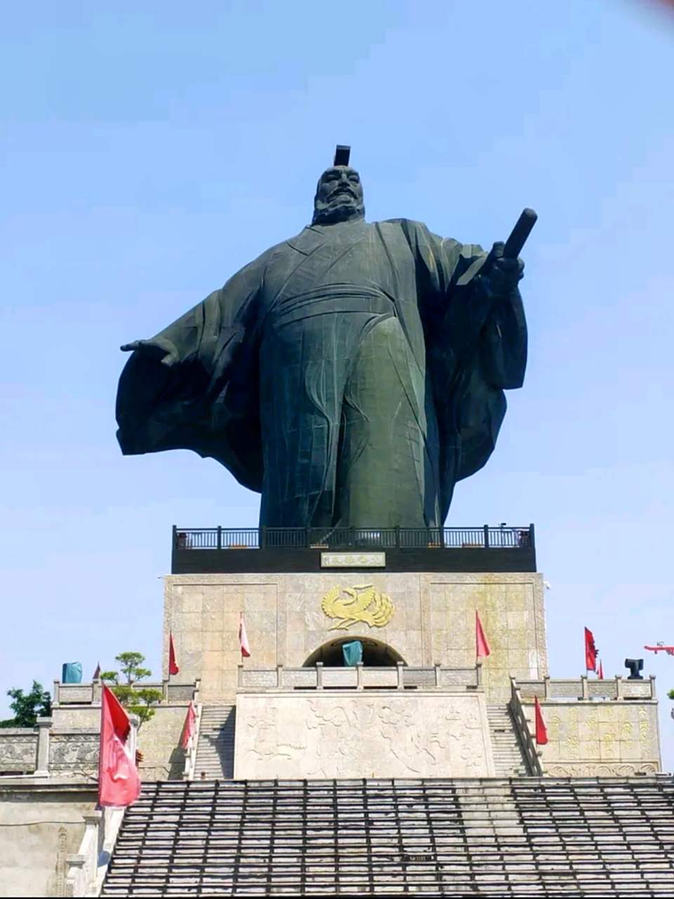 大风起兮云飞扬,威加海内兮归四方 —— 刘邦《大风歌》大汉雄风景区