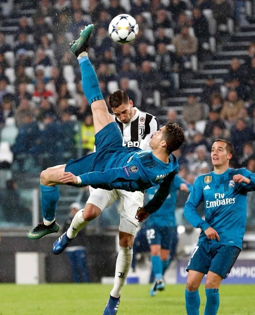 c罗霸气倒挂金钩壁纸,太帅了 你大爷还是你大爷!