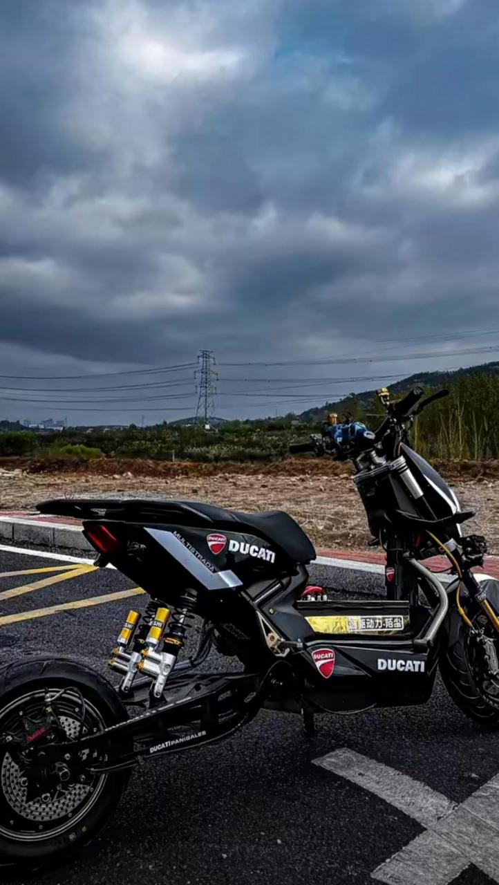 我买了雅迪x5.6000多 改装都花了五万多