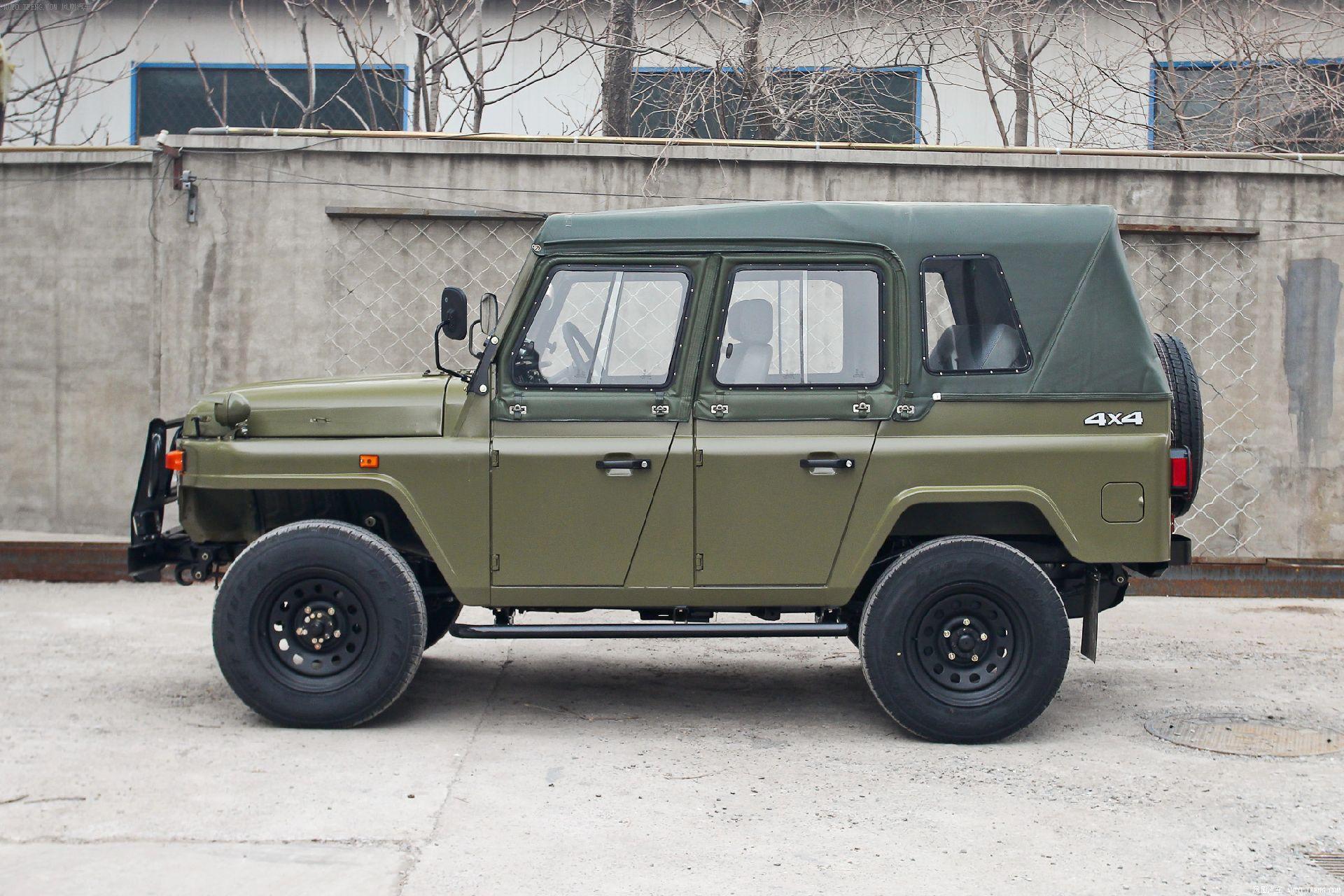 情怀老车,老北京212吉普车,硬派越野,男人的玩具!