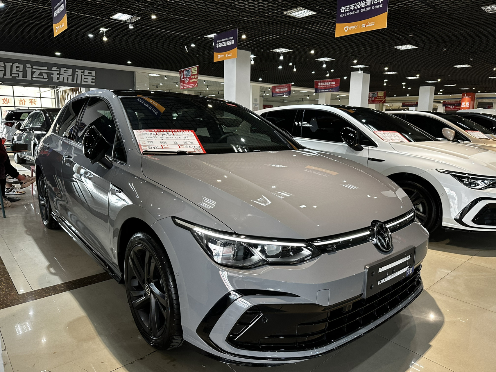 23款 高尔夫8代r-line 共计两台高8rline 月岩灰22年4000公里  原漆22