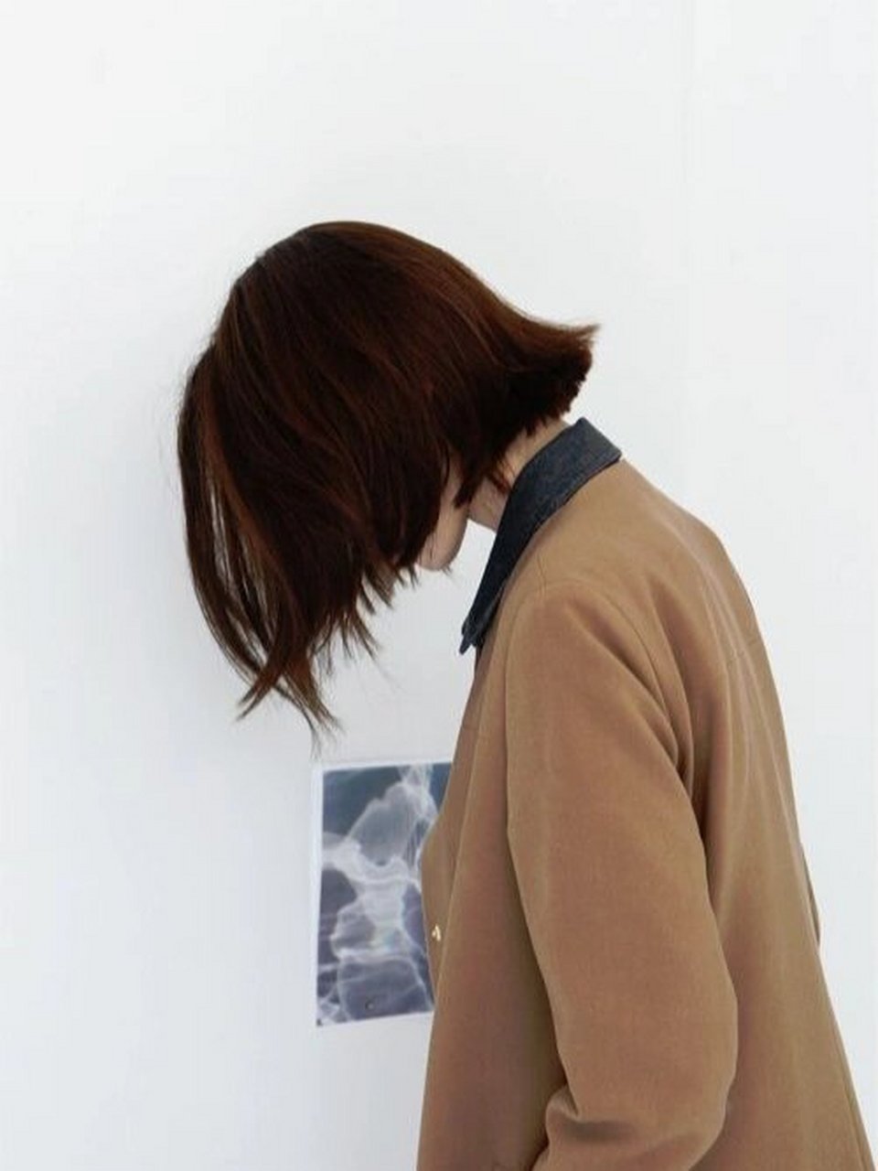 一刀切女生短发 背影就这么美 78 剪短发的女生有一种特别的气质