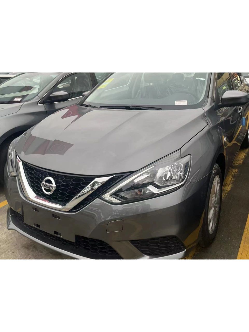 经典轩逸钨钢灰,颜值爆表