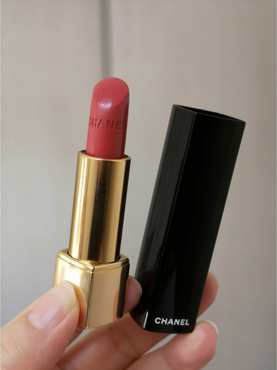 香奈儿春季限定新品19178温柔蜜桃红豆沙!
