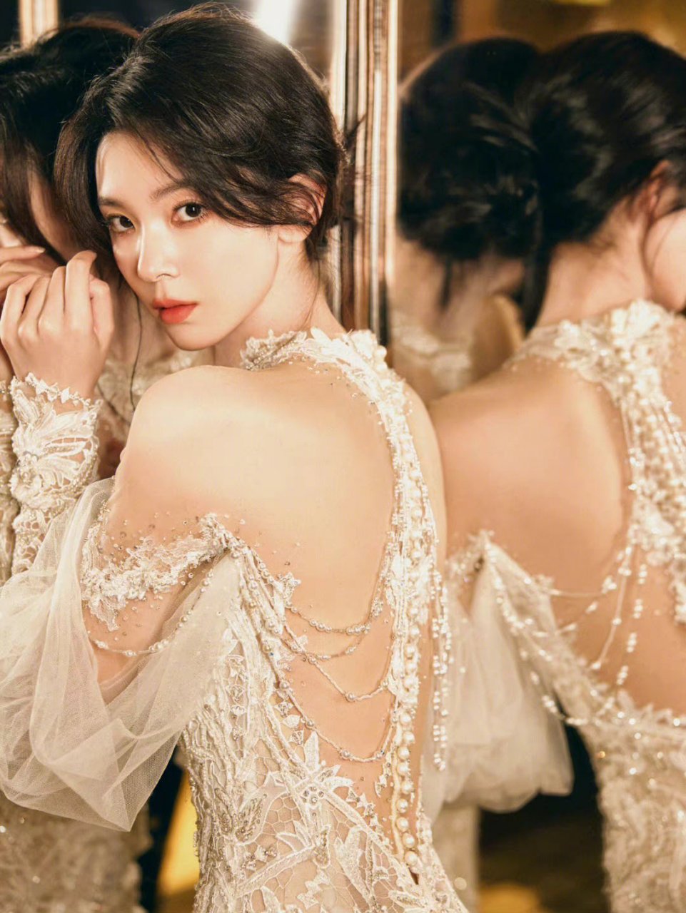 陈瑶的一组蕾丝长裙写真精选