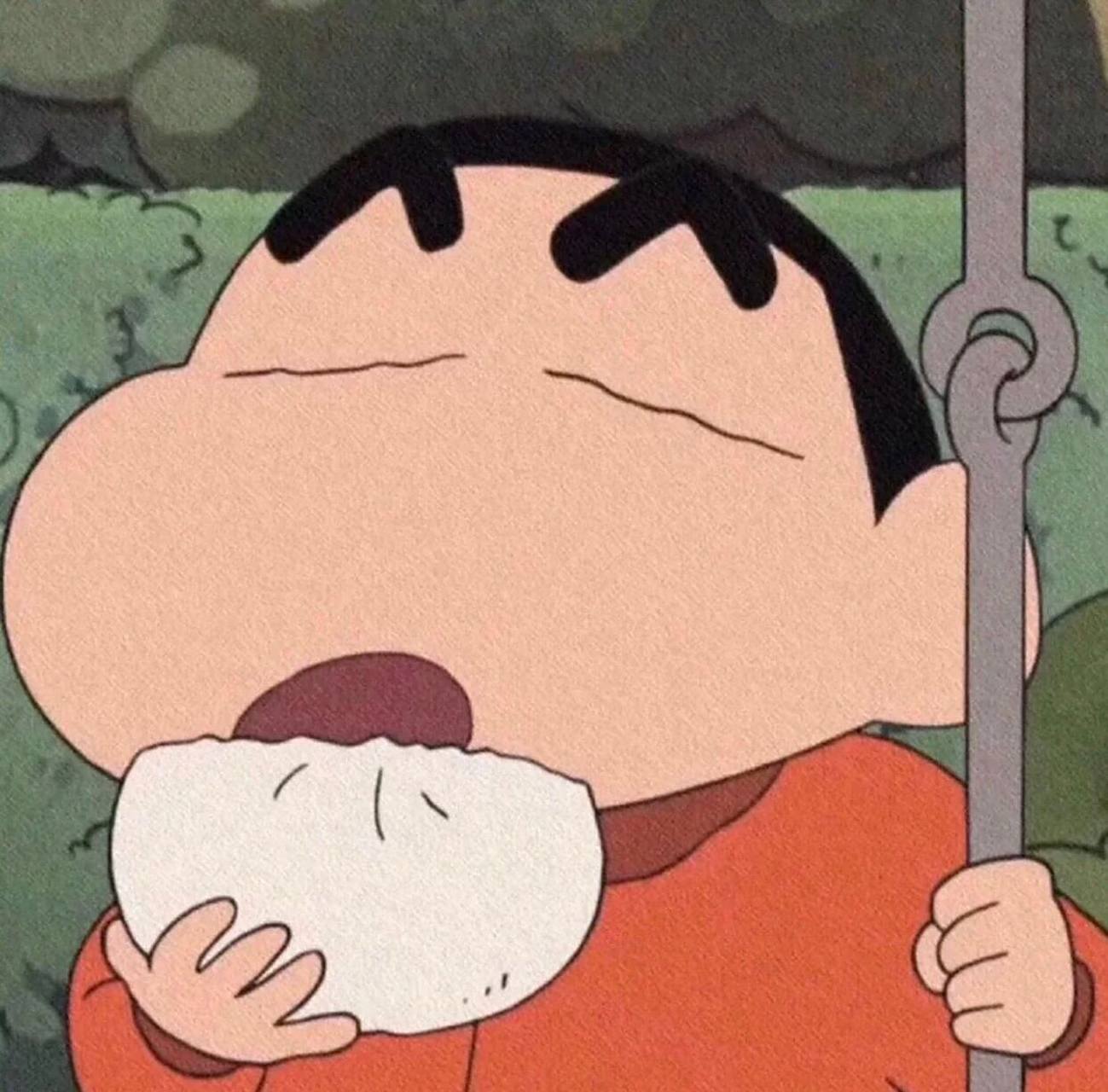 蜡笔小新吃包子头像 自行截图保存