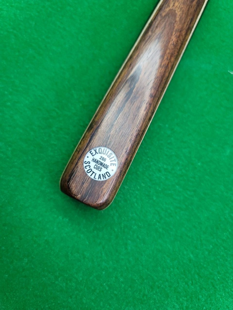 顶级英国斯诺克台球杆欣赏 英国exquisite黑牌限量版,希金斯御用型号