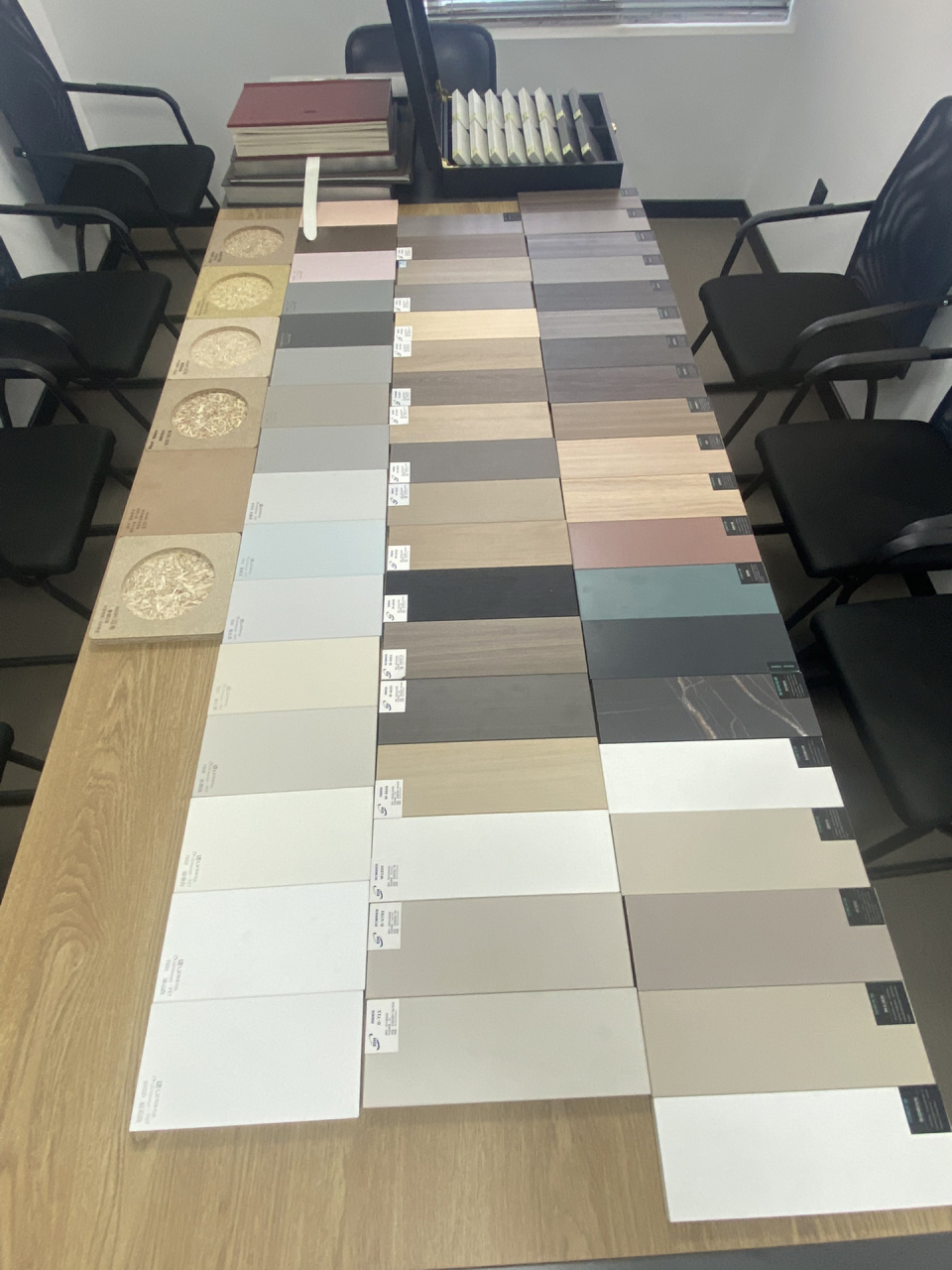 上海全屋定制92鲁丽欧松板 花色全部安排 色板太多容易挑花眼,鲁丽