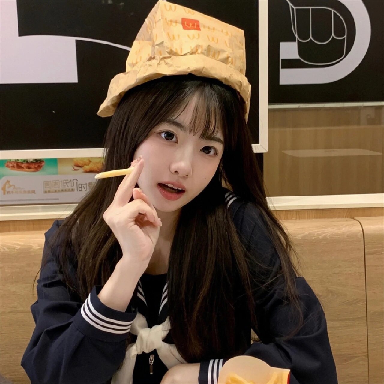 温柔可爱真人露脸青春风女生头像