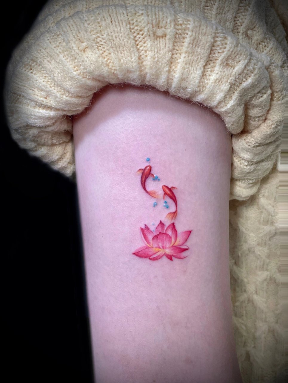西安纹身|莲花与锦鲤03 仟鹤纹身|店内作品 	 有点意思的纹身 大众