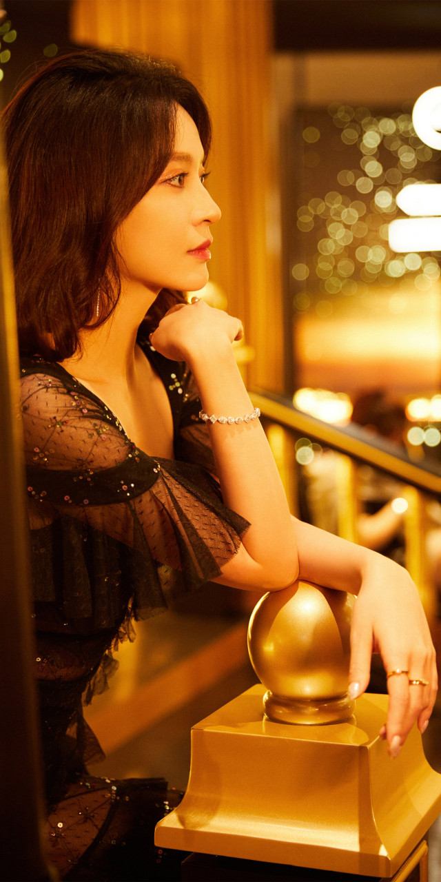 施诗,优雅活动壁纸图集