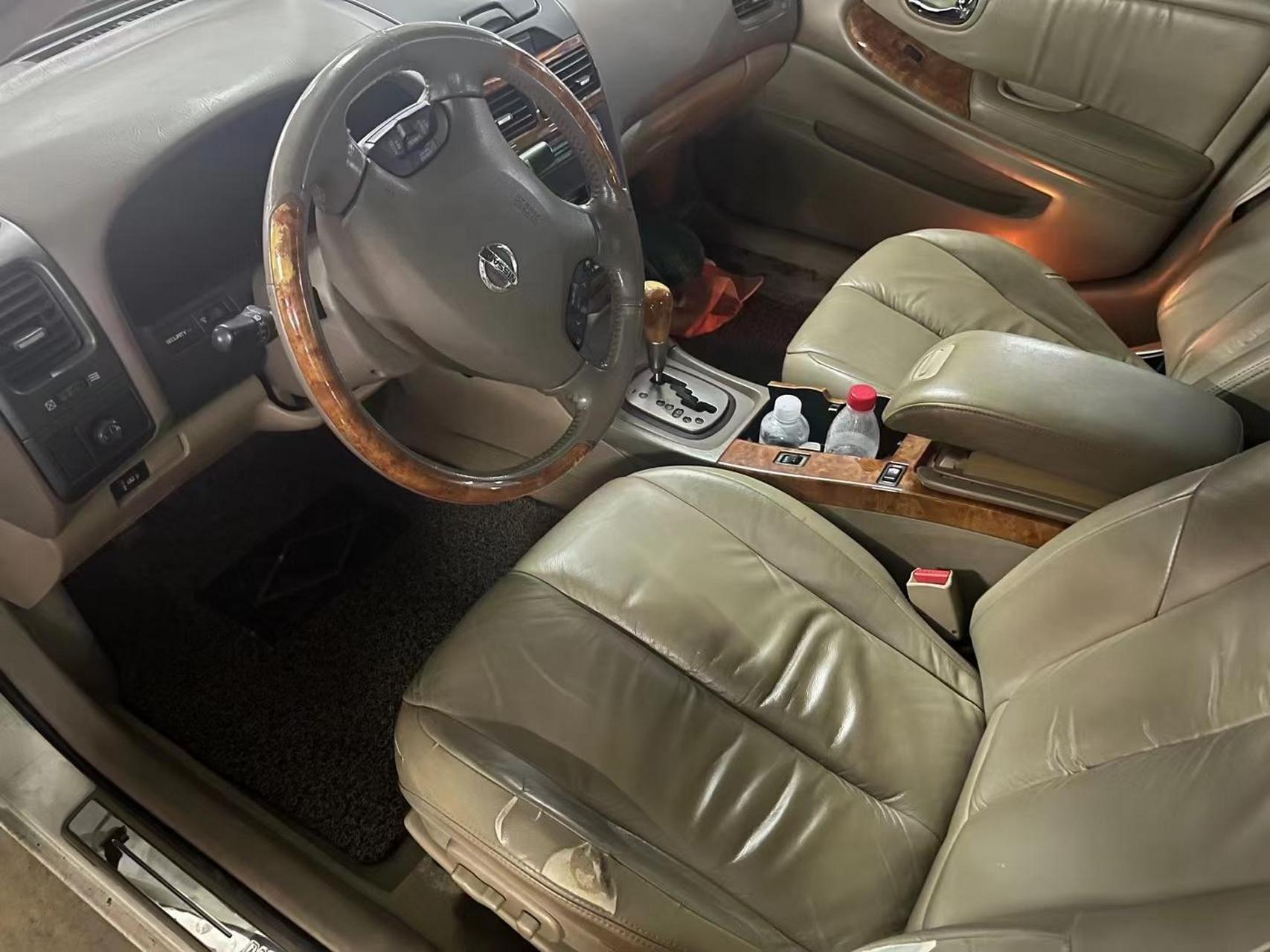 05年尼桑风度a33蛇档,2.0六缸 一手车15万公里