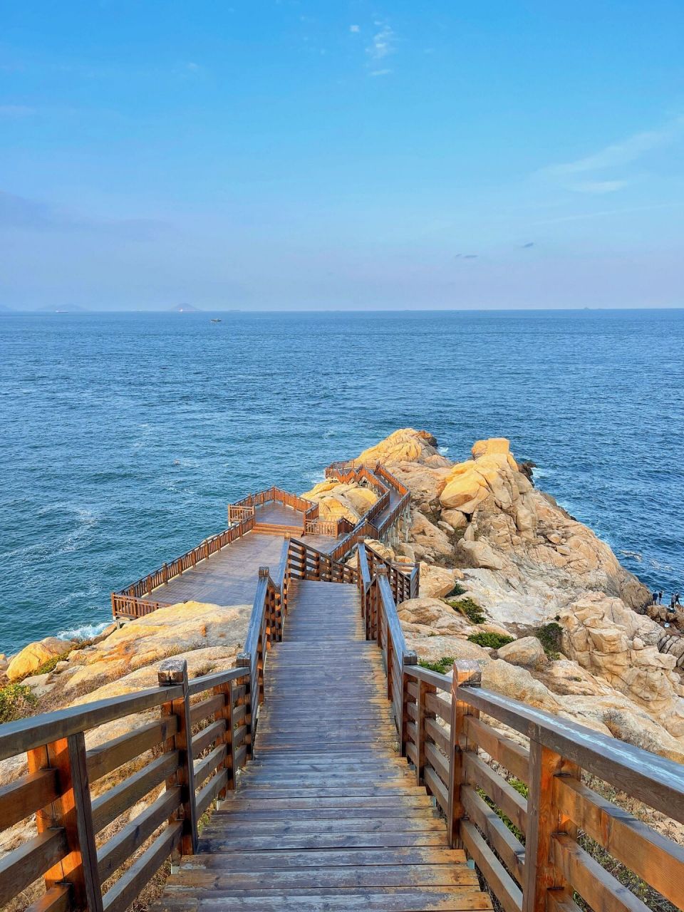 连江是很小众的海边城市,是全国鲍鱼最多的养殖地,去的人少景美也