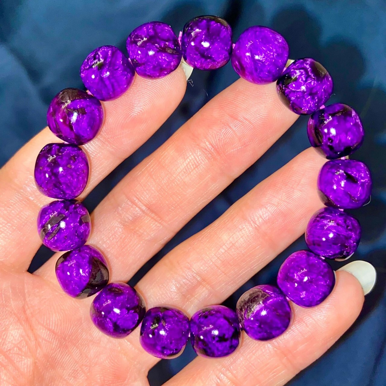 柔软如丝 复古优雅 高级丝绒舒俱来手链 丝丝柔柔的丝绒舒俱来 复古又