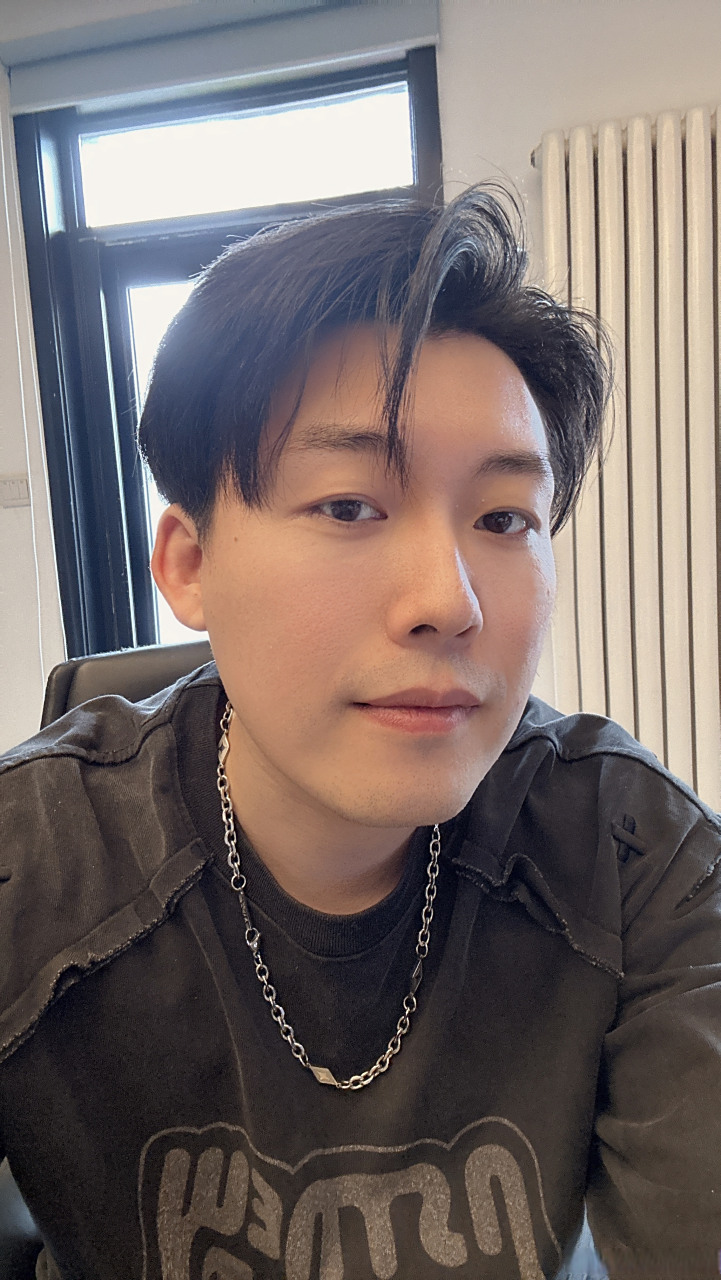 演员马旭东#  三天憋不出一个字