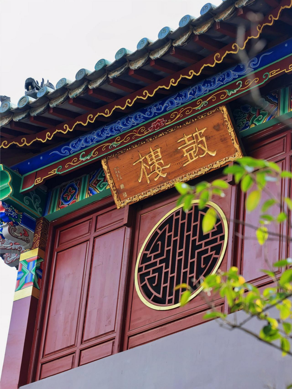 昆明西山华亭寺,银杏不负秋,风景正当时.