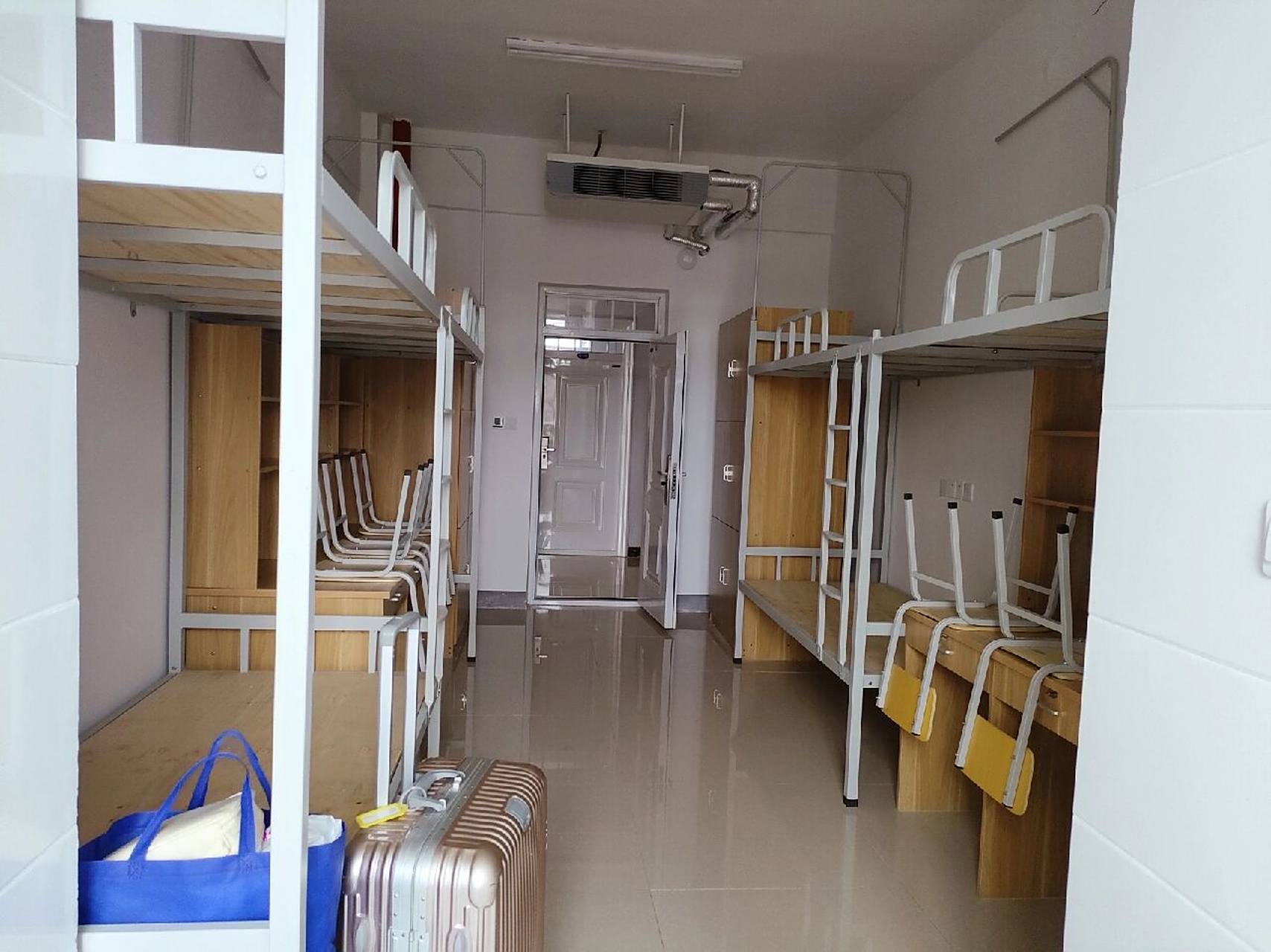 河南开封科技传媒学院 想问一下怎么办宽带啊宿舍没网太难受了