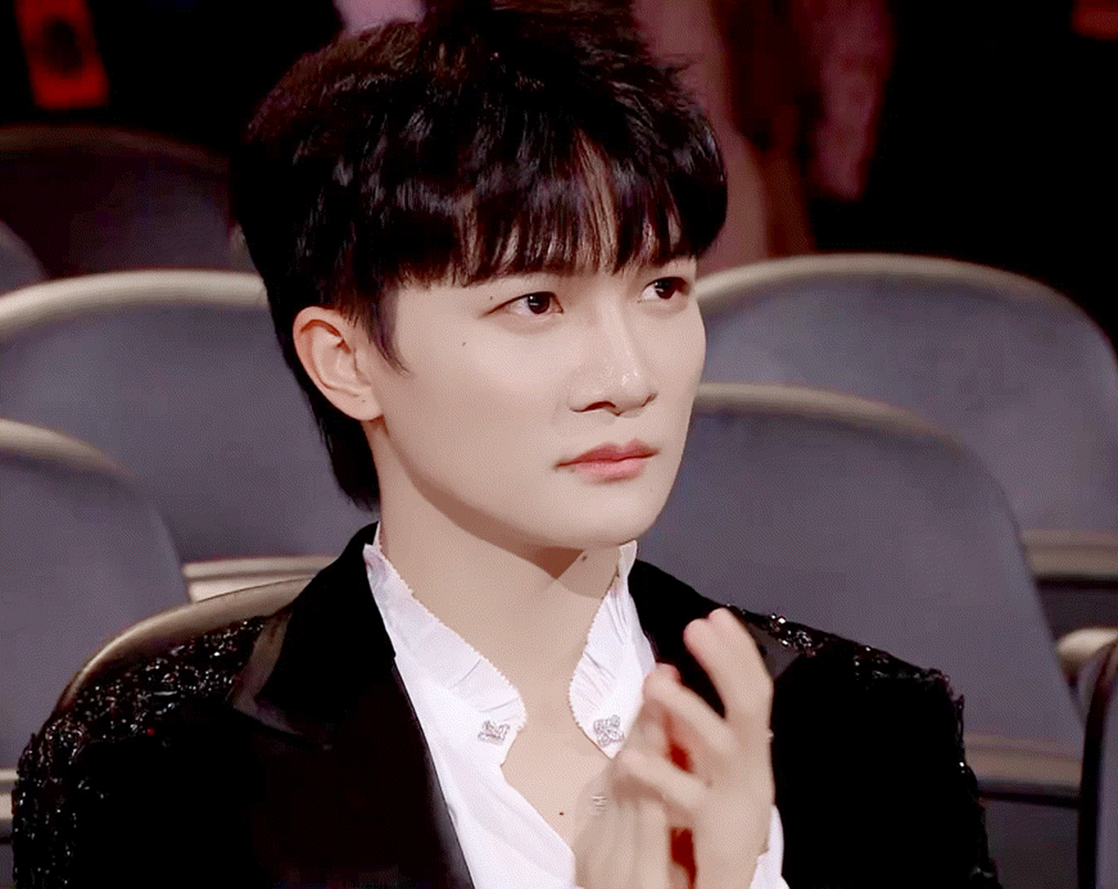 咪咕星鲜事#@周深 两颗痣的才是我 果然@周深 的痣一颗都不能少 障侣