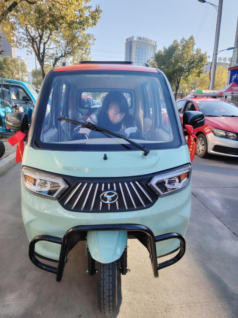 时风电动三轮车,双飞走起!