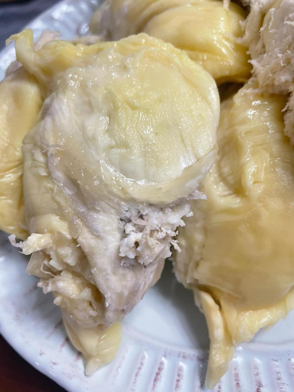 烂了的榴莲什么味道 有点苦