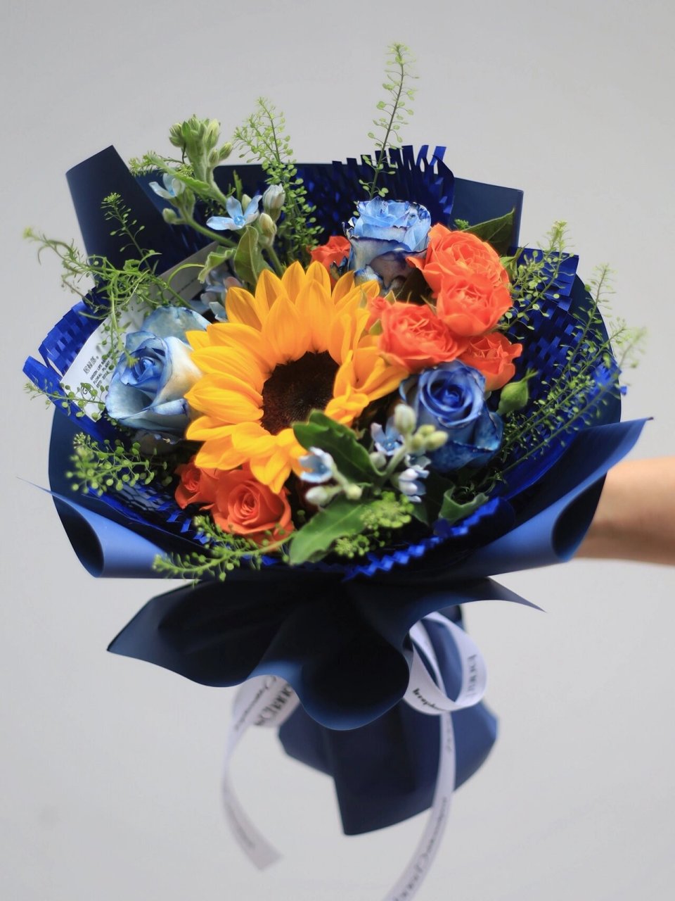 10岁成人礼花束 止步童年,步入少年 是青春的开始,是梦想的开始 愿