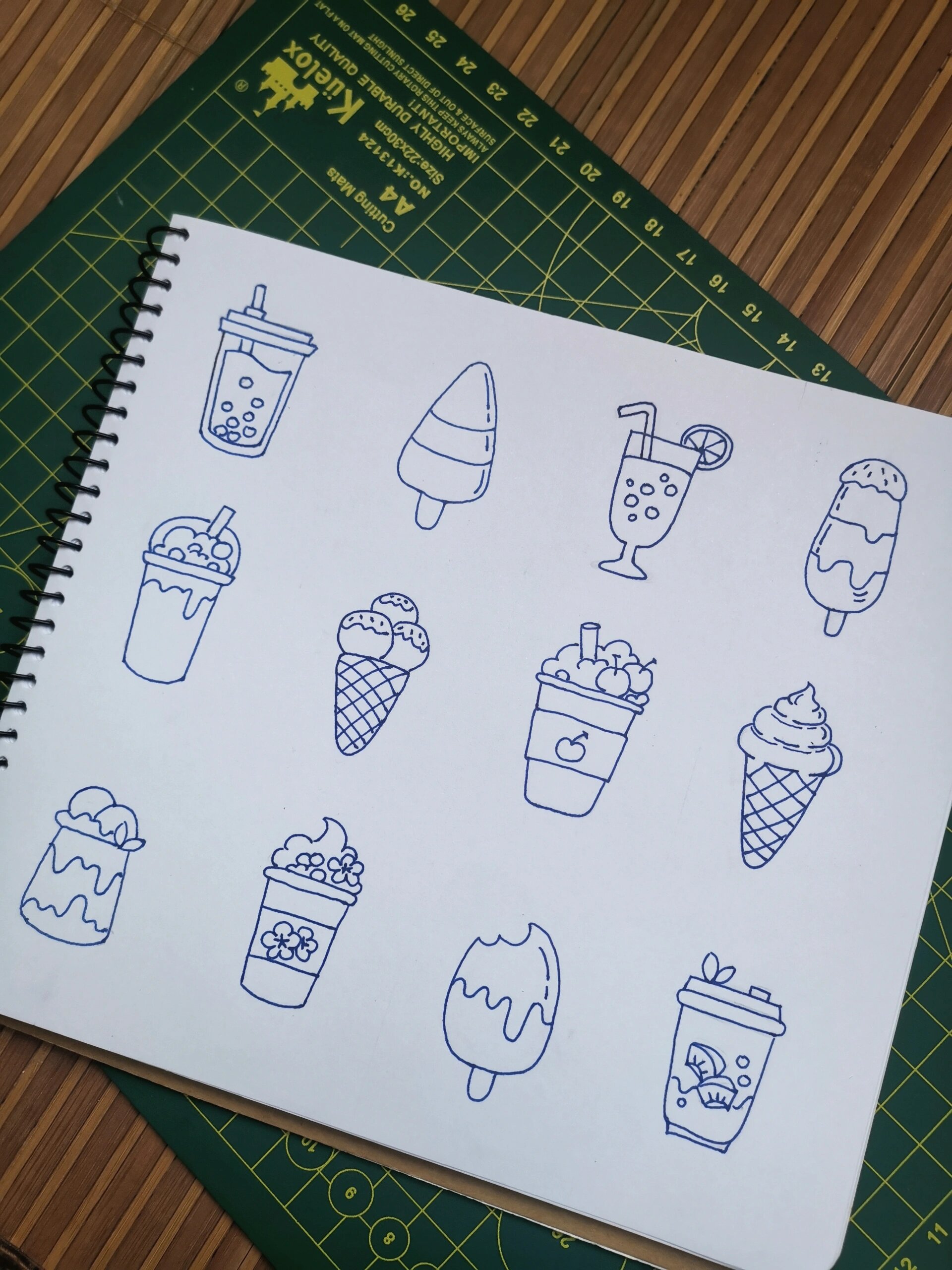 69|简笔画|夏日冰淇淋奶茶甜品套餐 夏天啊,就是忍不住吃吃喝喝各种冰