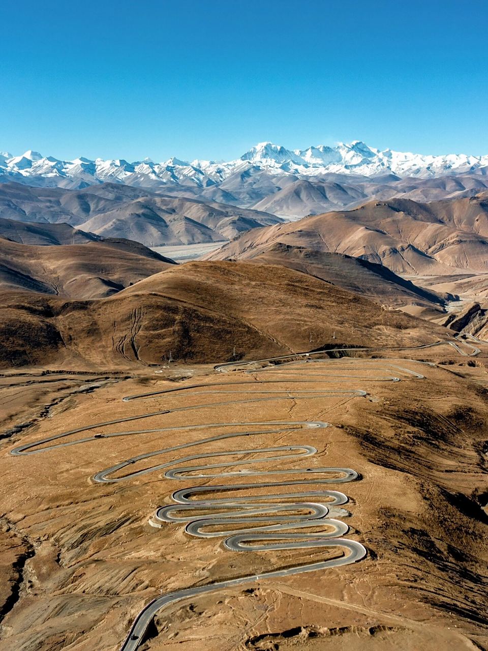 被誉为"珠峰的故乡"西藏定日 被誉为珠峰的故乡定日县就位于日喀则