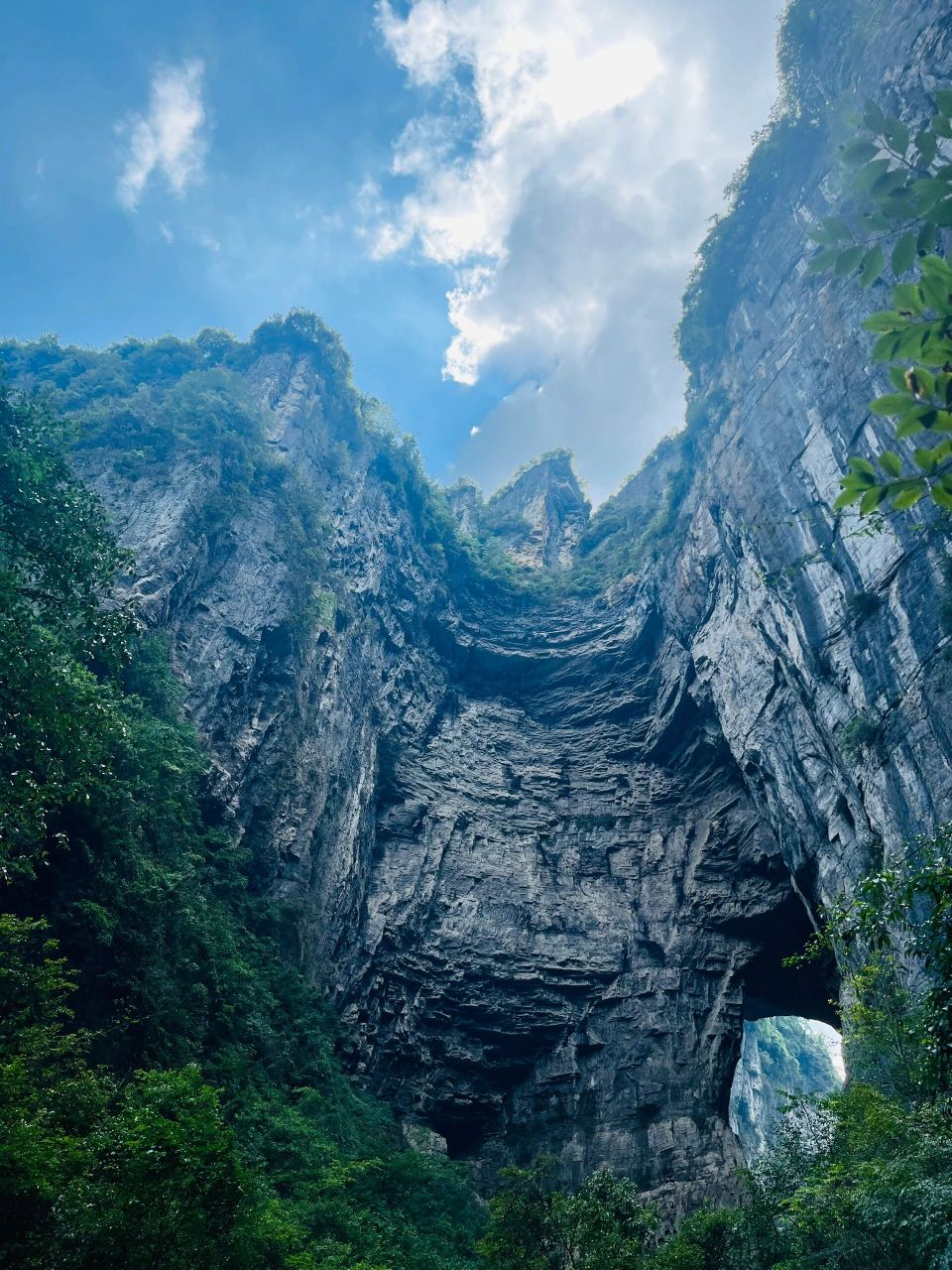 天坑地缝 11566天生三桥之天龙桥,院子就是满城尽带黄金甲取景地