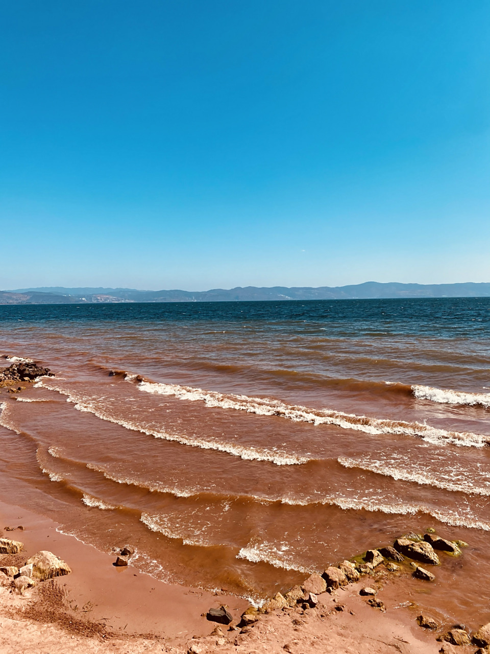 抚仙湖红沙滩 #云南旅游攻略