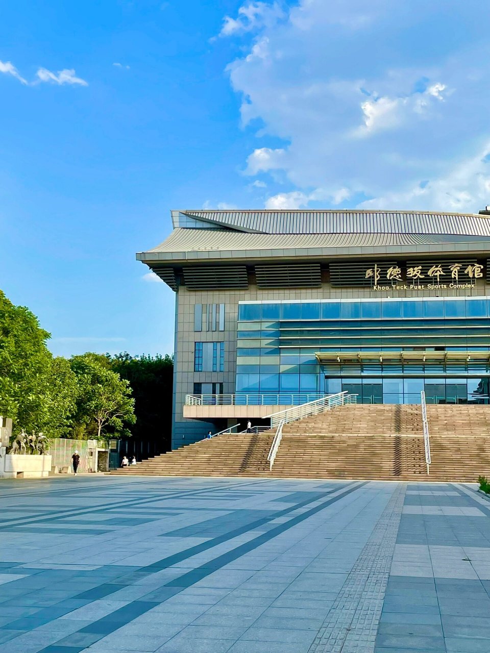 北京大学校园美景 北京大学开放教职工和学生预约通道了,找个热情似火