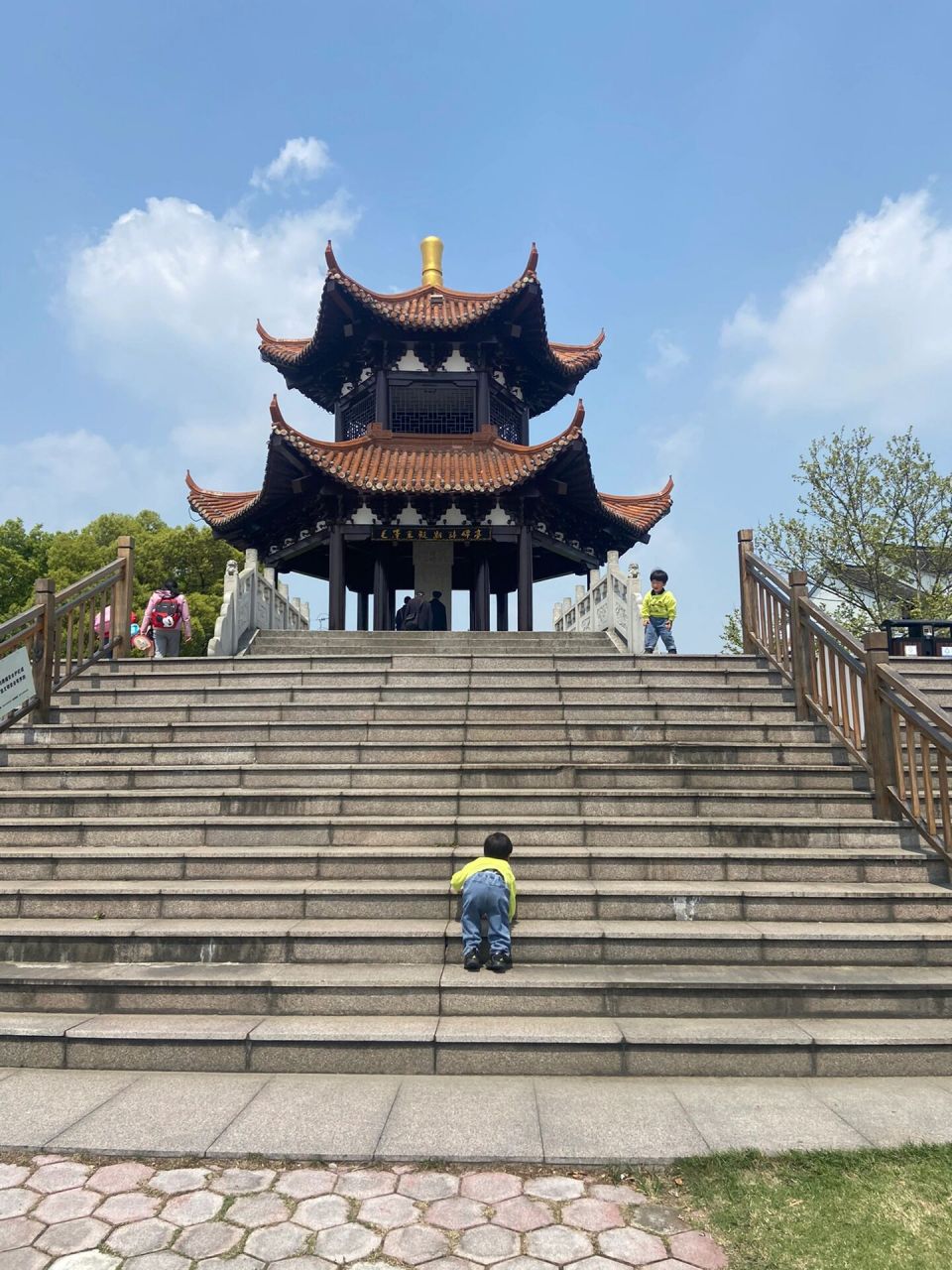 遛娃攻略——海宁一日游 介绍:坐标上海 /自驾 /两老人 两中年 俩两岁