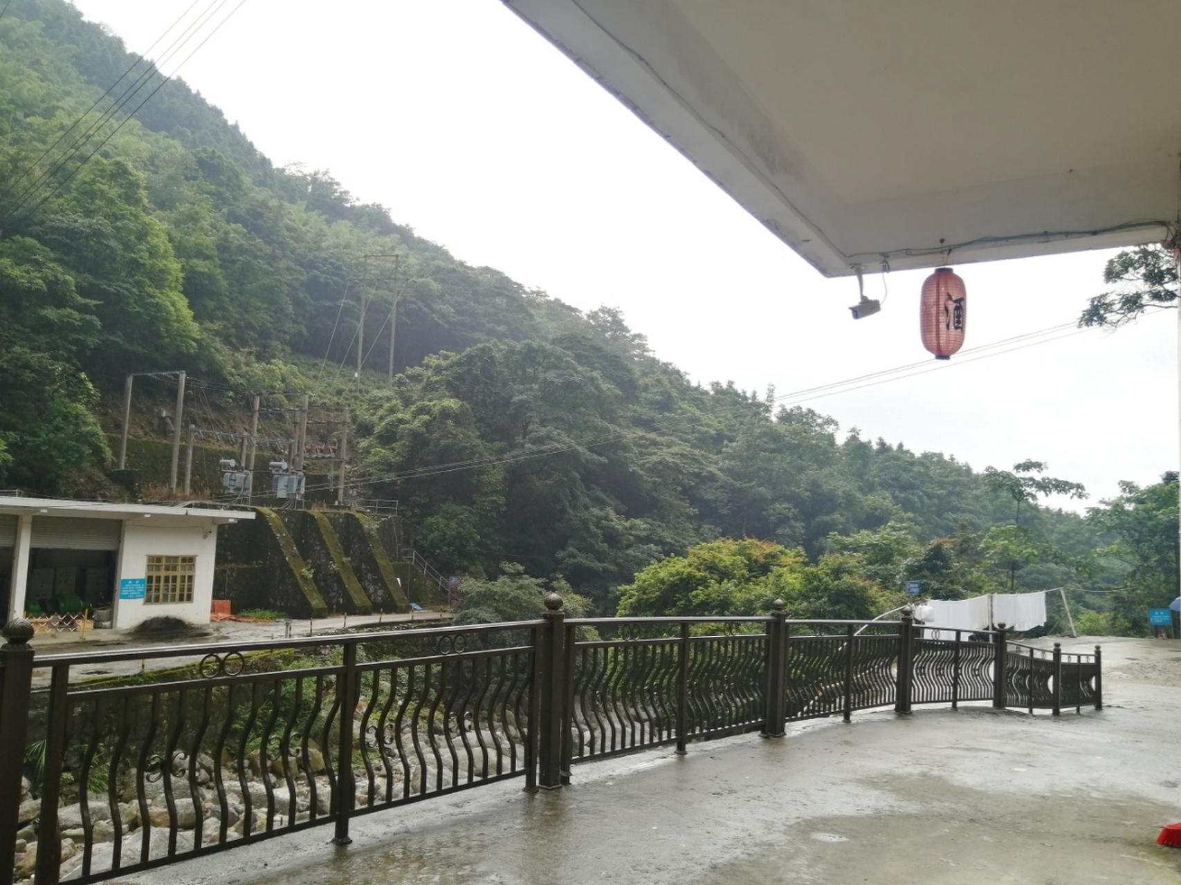 夏天玩水推荐天然游泳池 导航:韶关市樟市芦溪天池山庄 韶关市区出发