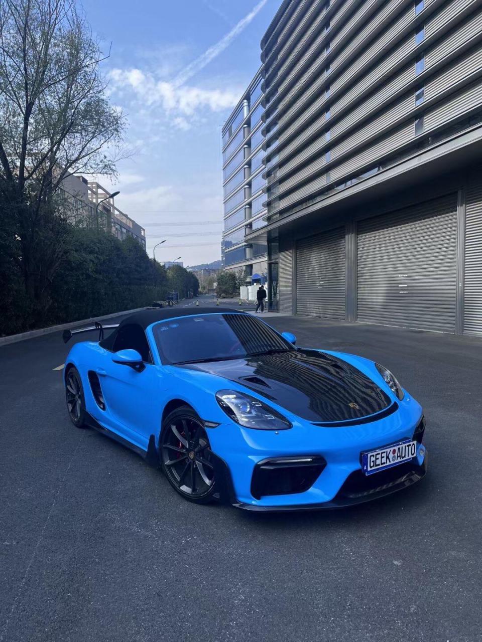 保时捷718改gt4rs塑料pp大包围套件 搭配pd侧裙,侧风口,干碳机盖.