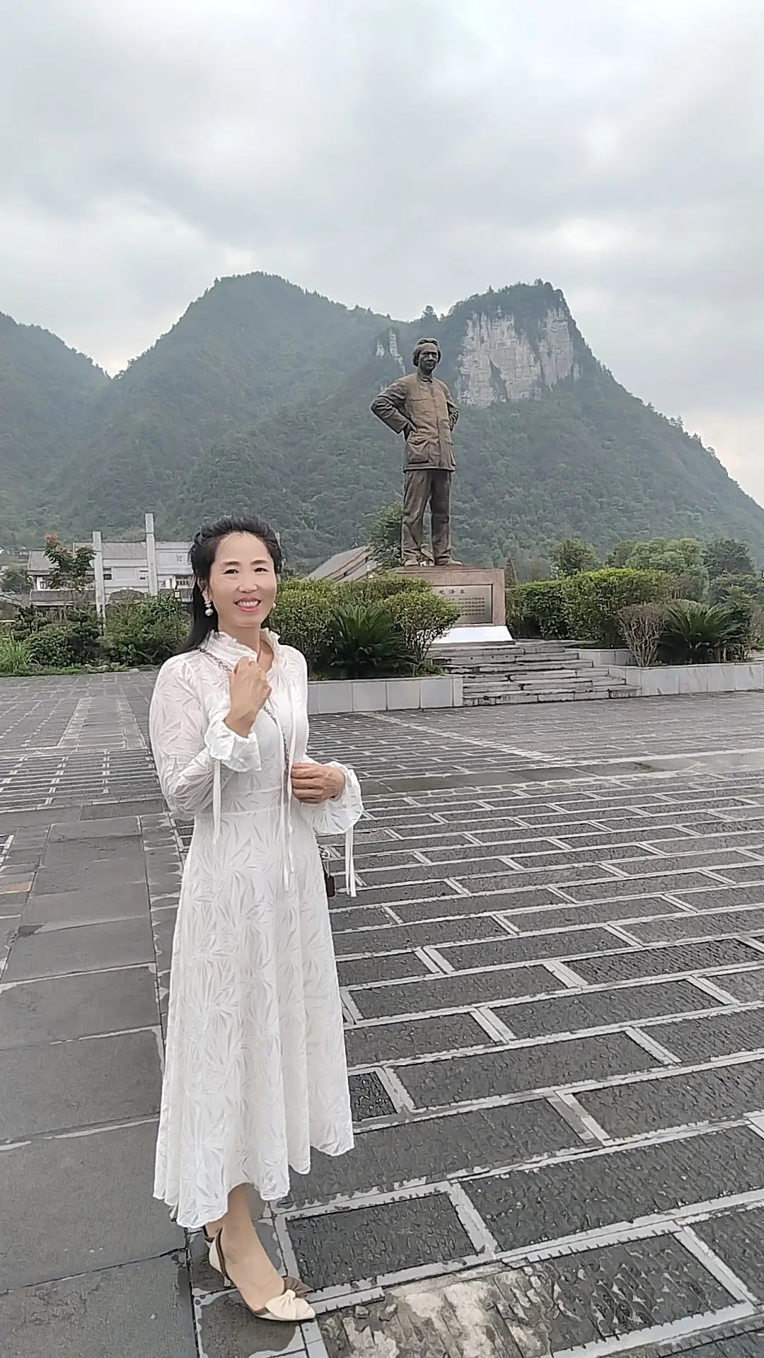 生活,原来就是用一两分的甜,去冲淡那八九分的苦