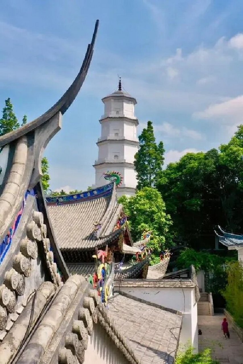 福州乌塔白塔,历史文化的宝藏 福州乌塔白塔,历史悠久,99 来福州